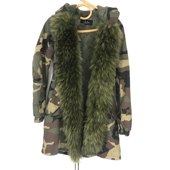 Coalition LA Jackets & Blazers - Coalition LA Camo with Fur Detail Long Coat Small